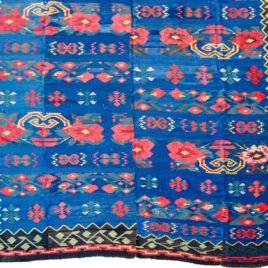 two-segment-construction-kilim-center-detail.jpg