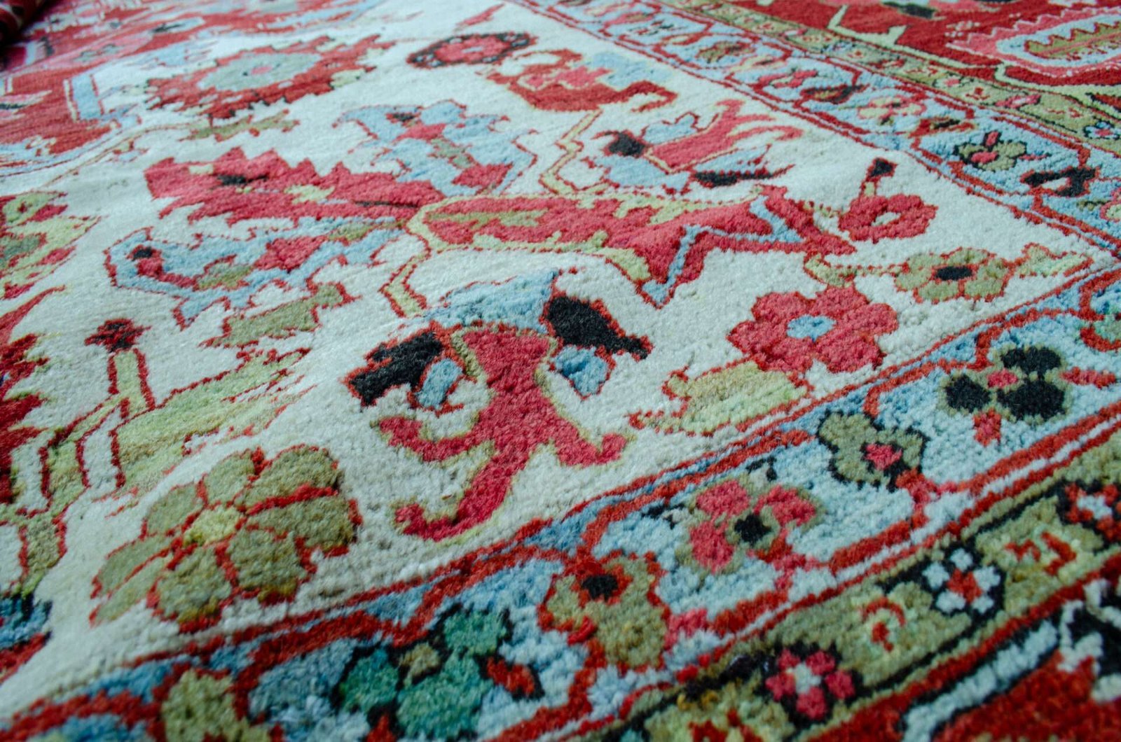 M408-Angle nested-green-medallion-heriz-rug.jpg