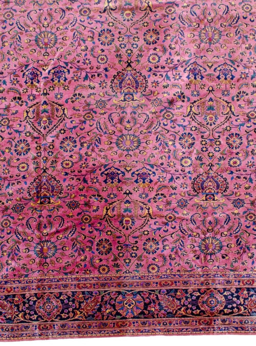 M420-Close-up2 floral-blue-border-lahore-carpet-detail.jpg